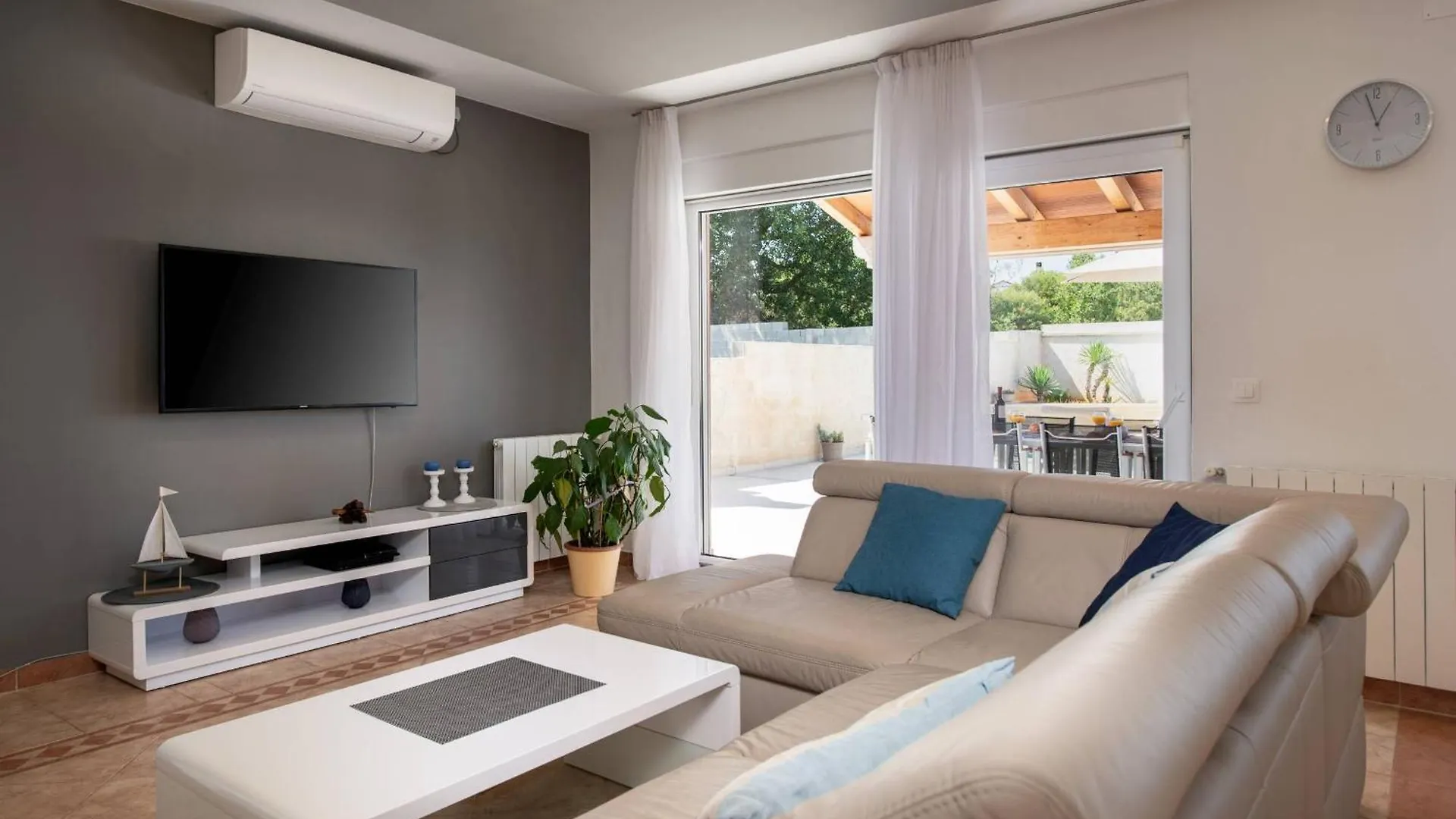 Family Villa Nicole Pula